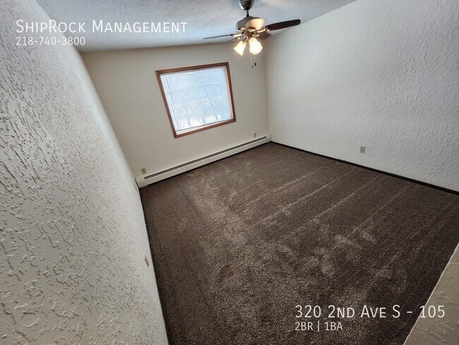 Building Photo - 320 2nd Ave S