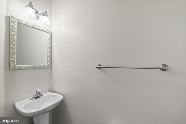 Building Photo - 1426 Anna Marie Ct