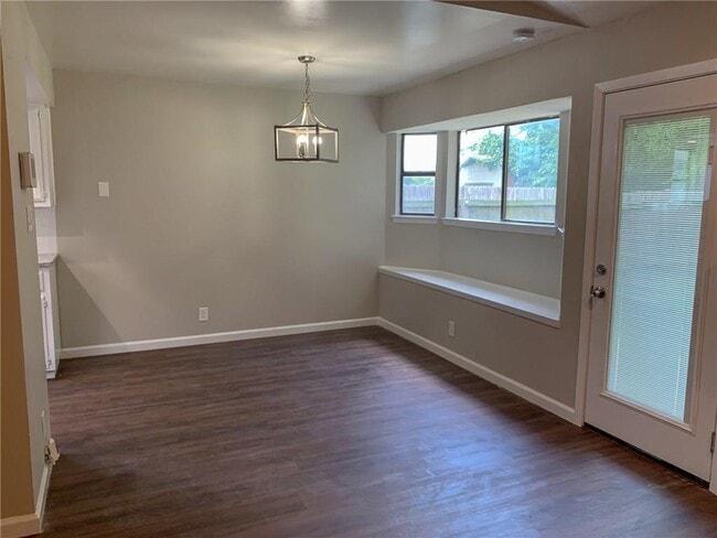 Building Photo - 1710 Goodson Ln