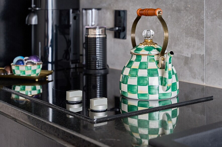 Building Photo - 403 E 33rd St