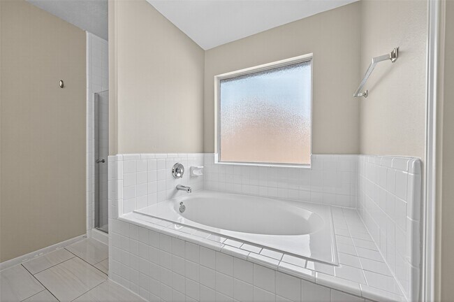 Building Photo - 24823 Cobble Canyon Ln