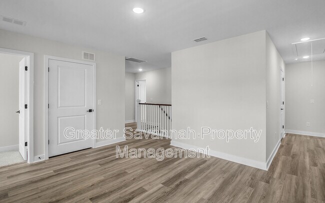 Building Photo - 109 Sweetwood Cir