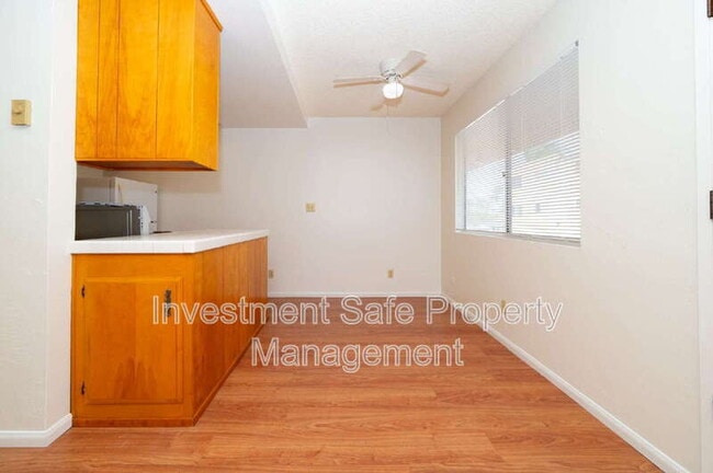 Building Photo - 226 G. St.