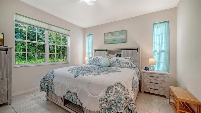 Building Photo - 8375 Glen Rose Way