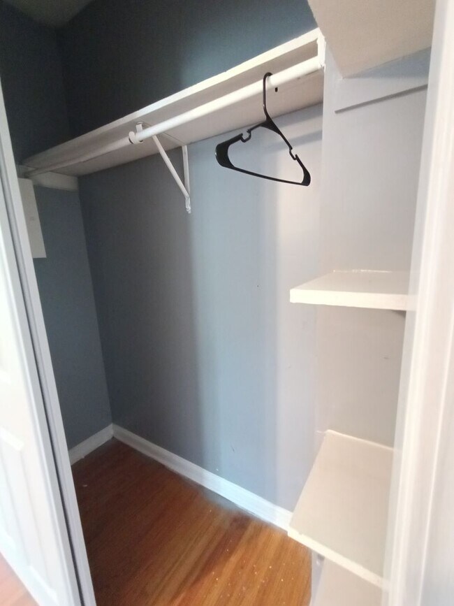 Building Photo - Half off first month rent move in special