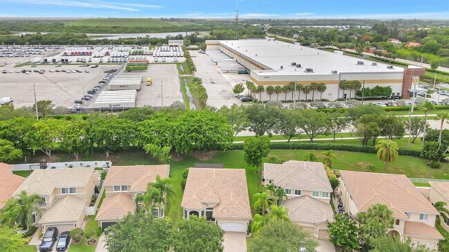 Building Photo - 6041 SW 195th Ave