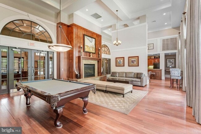 Building Photo - 2465 Army Navy Dr