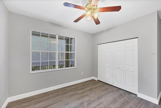 Building Photo - 5691 Bentgrass Dr