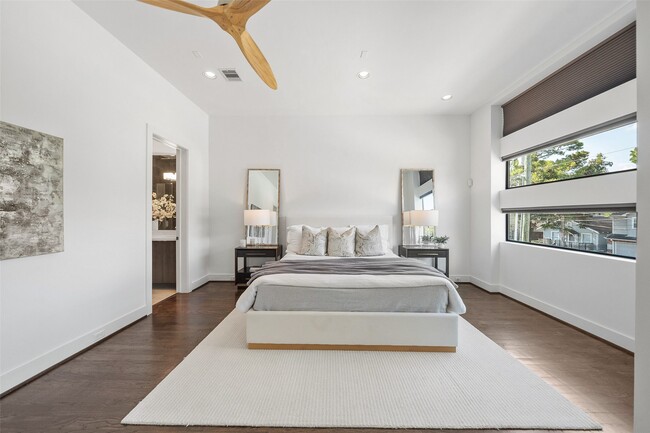 Building Photo - 316 Birdsall St