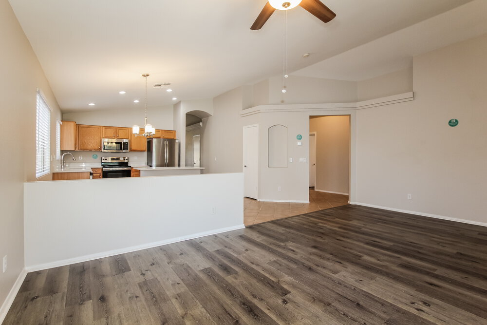 Building Photo - 12821 W Crocus Dr