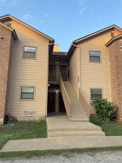 Building Photo - 2501 W Slaughter Ln