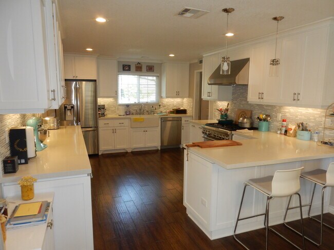 Building Photo - 1934 Buell Ct