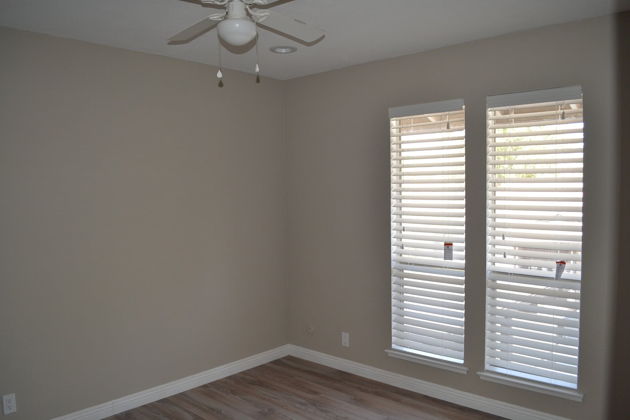 Bedroom-2 - 5472 Roundtree Pl