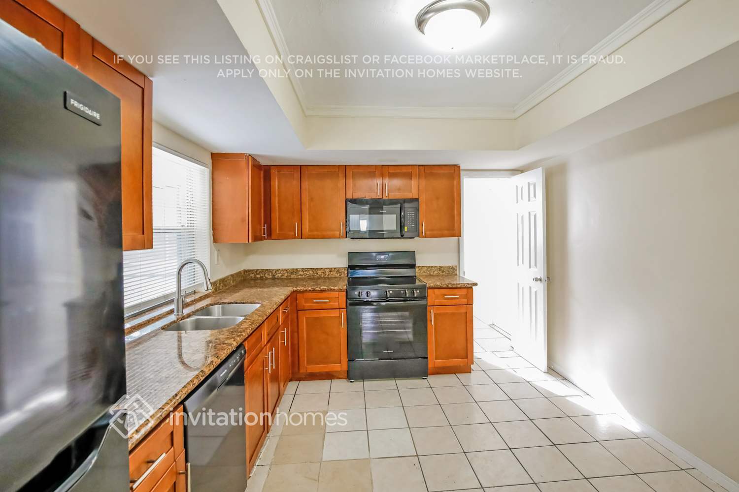 Building Photo - 7630 Coral Blvd