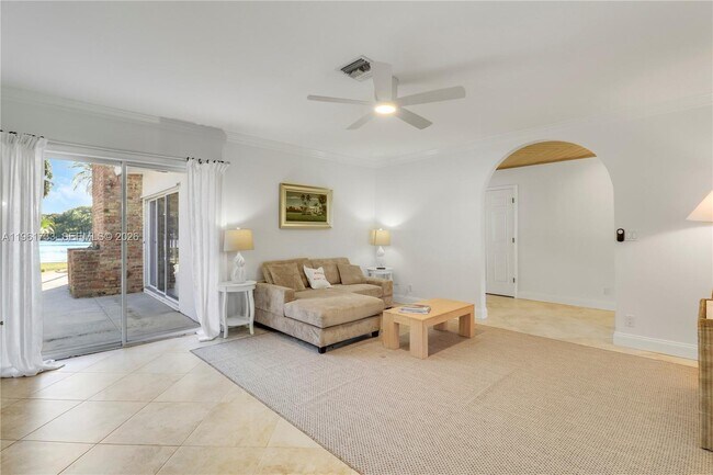 Building Photo - 19655 N Riverside Dr