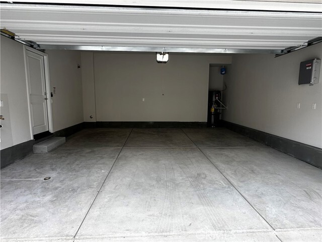 Building Photo - 446 Meyer Pl