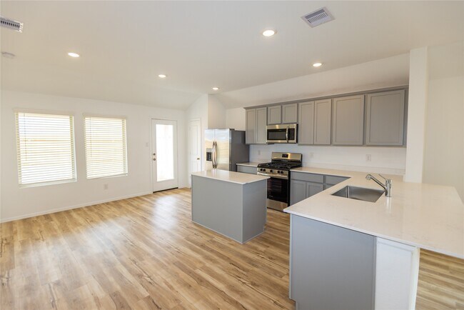 Building Photo - 5330 Sleepy Fox Ln