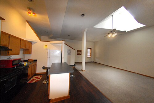 Building Photo - 412 Pearl St