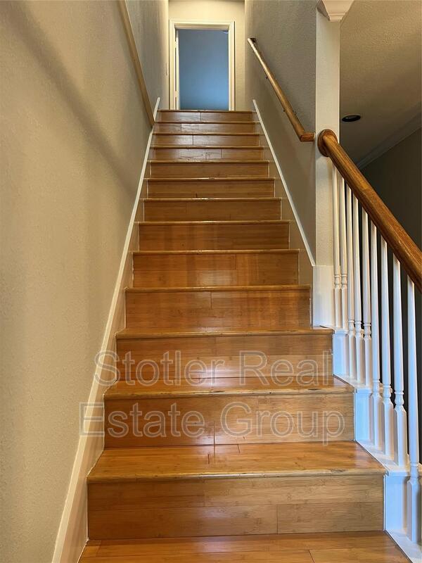 Building Photo - 829 Ash Grove Ln