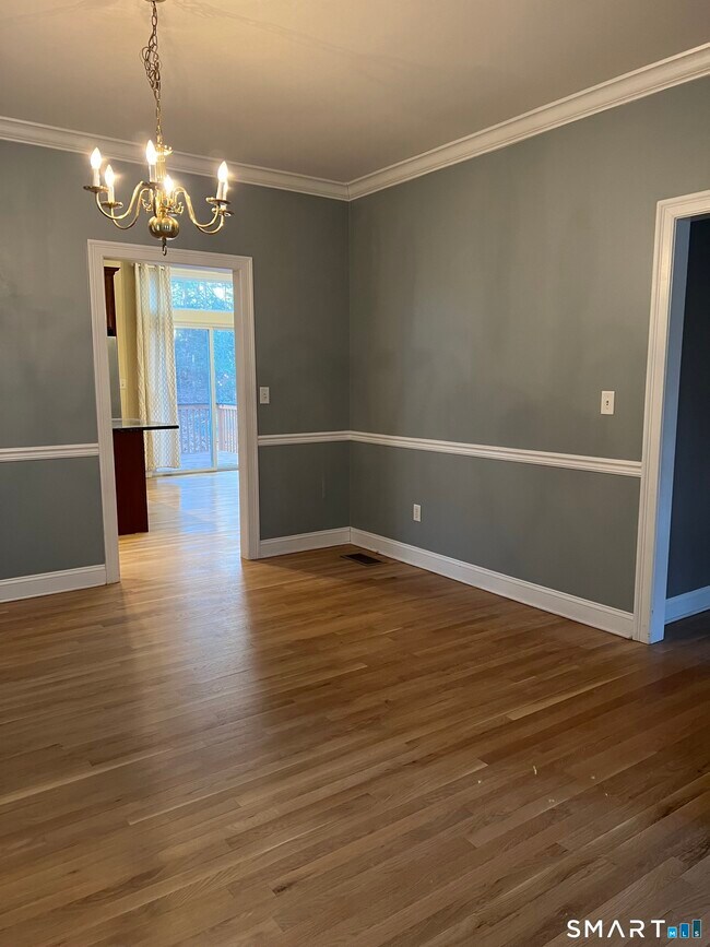 Building Photo - 22 Alcott Way