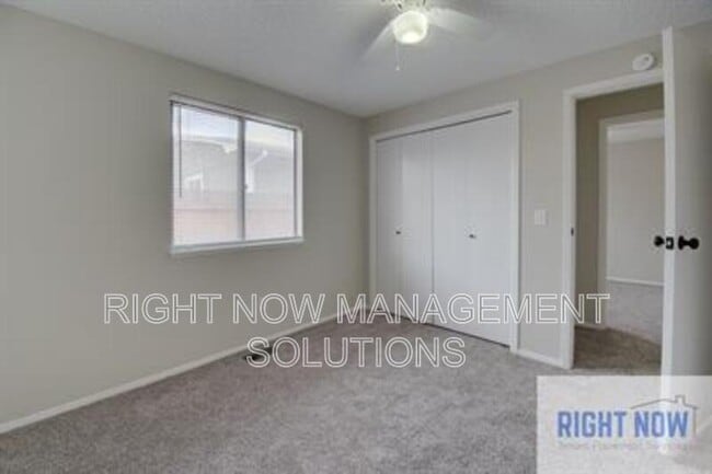 Building Photo - 2708 S Kerr St