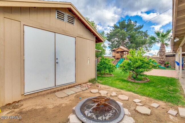 Building Photo - 5053 N 85th Ave