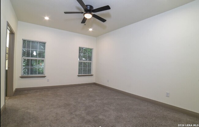 Building Photo - 222 E Lindbergh Blvd