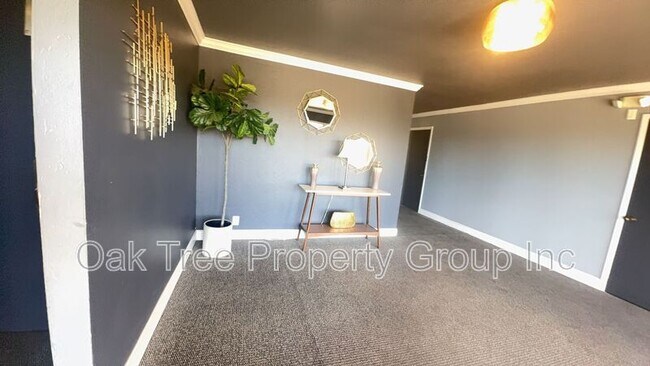 Building Photo - 351 Lester Ave