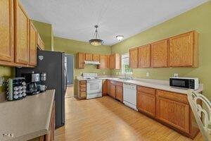 Building Photo - Build Equity While Leasing - Lease and Own...