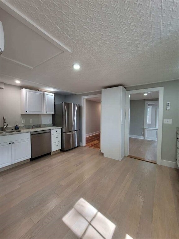 Building Photo - 400 Concord St