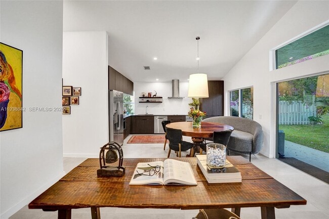 Building Photo - 648 Sand Creek Cir