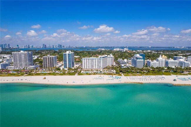 Primary Photo - 2899 Collins Ave