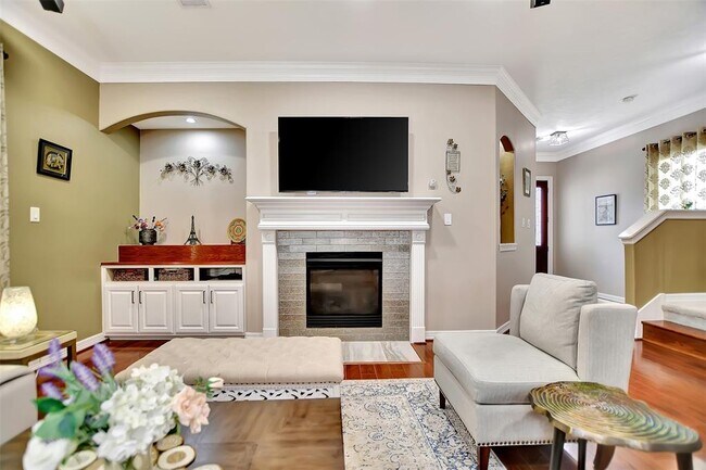 Building Photo - 1119 Sopris Dr