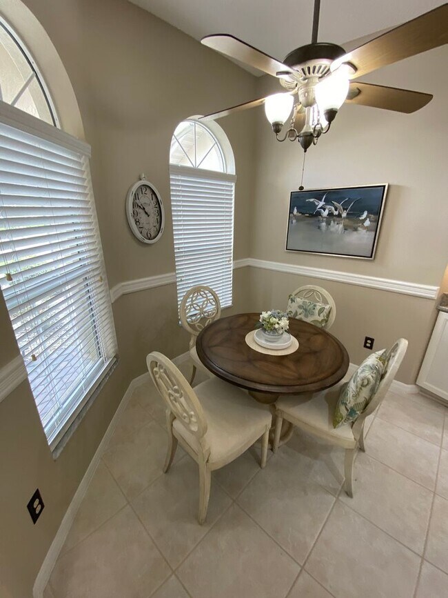 Building Photo - Gorgeous 3 + 2 Turnkey ANNUAL Lease w/Soak...