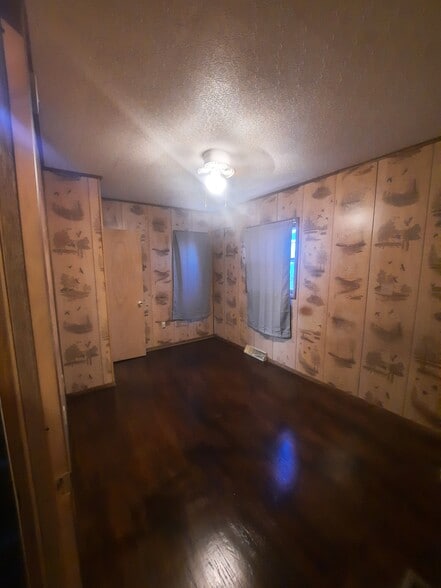 Bedroom - 608 W Church St