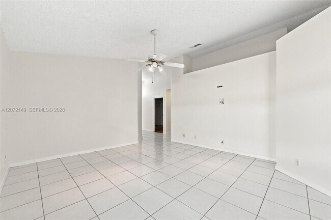 Building Photo - 7336 Granada Way