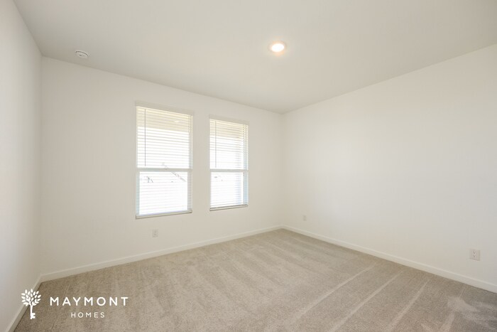 Building Photo - 403 Kayden Ct