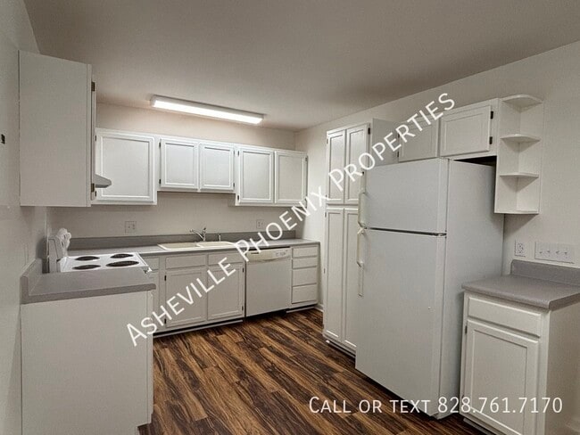 Building Photo - 456 Reems Creek Rd