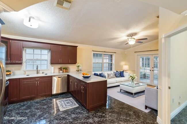 Building Photo - 17610 SW 4th Ct