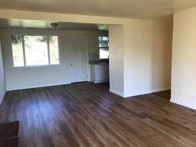 Building Photo - 20 Cadiz Ct.
