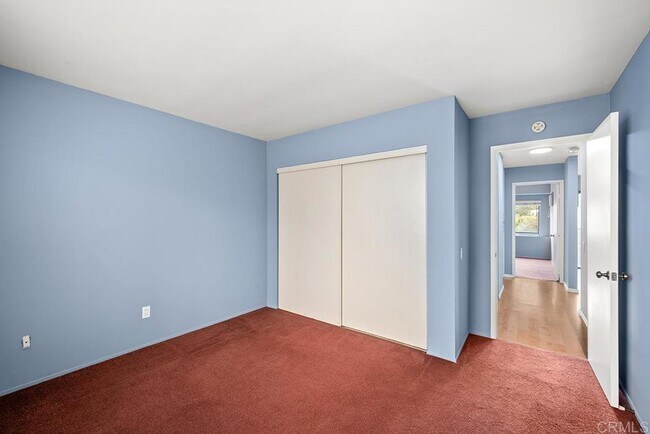 Building Photo - 6725 Mission Gorge Rd