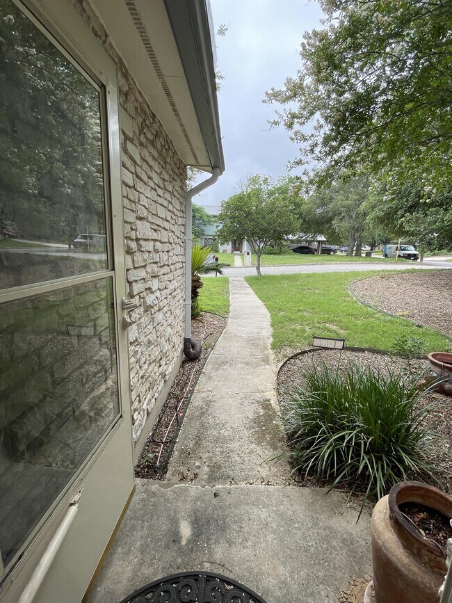 Building Photo - 5623 Granger Pl