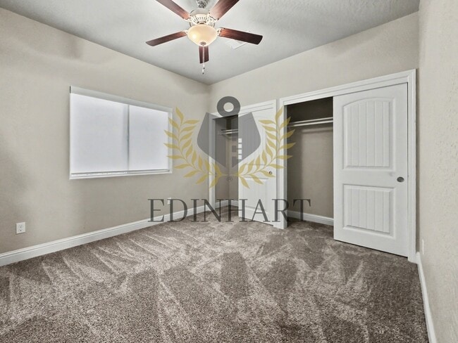 Building Photo - 1132 S Simon St