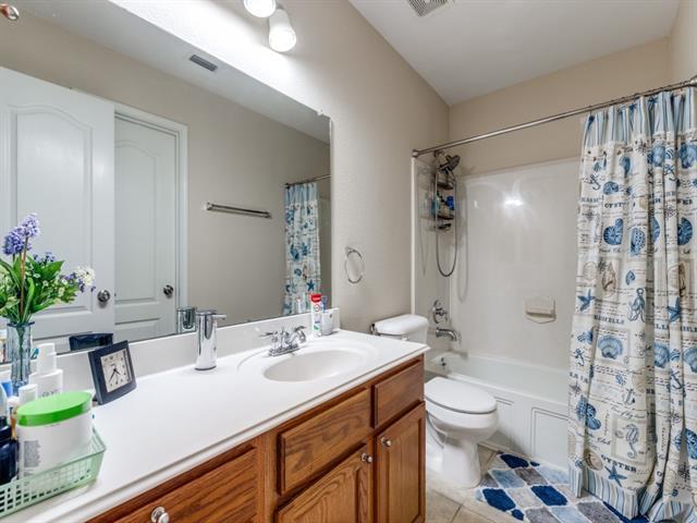Building Photo - 8608 Davis Dr