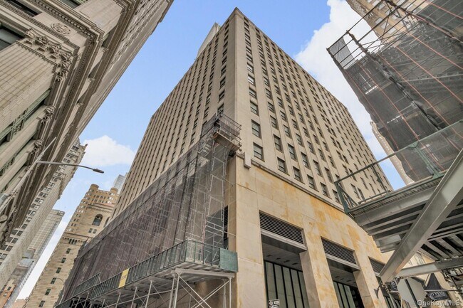 Building Photo - 18-20 Pine St