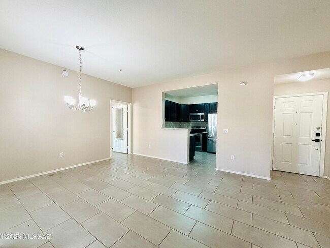 Building Photo - 1500 E Pusch Wilderness Dr
