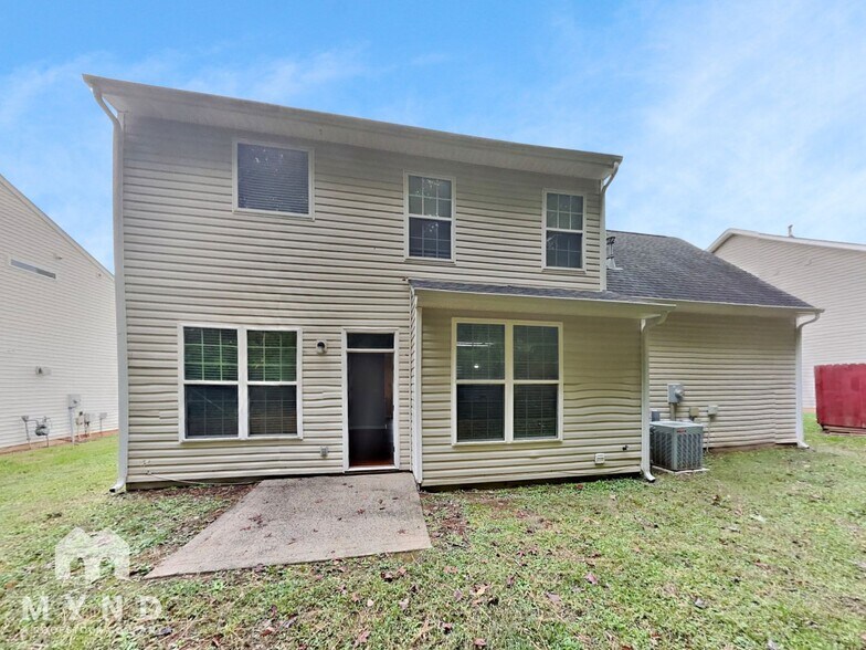 Building Photo - 6027 Briggs Dr
