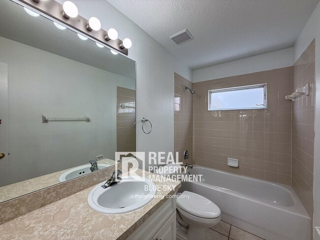 Building Photo - 6554 Gentle Ben Cir