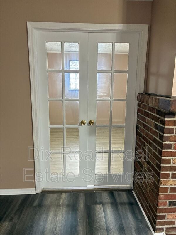 Building Photo - 7106 Lunceford Dr