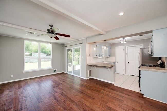 Building Photo - 1813 Ohlen Rd